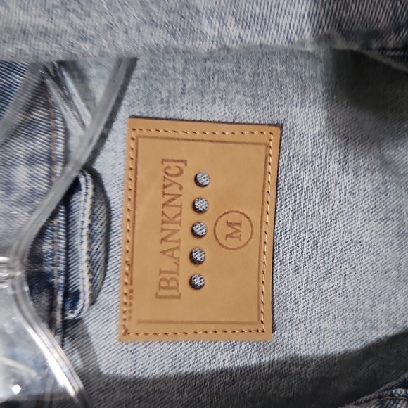 Blank NYC Jacket Jean Distressed Gradient Fade Dad Denim Medium - Picture 2 of 9